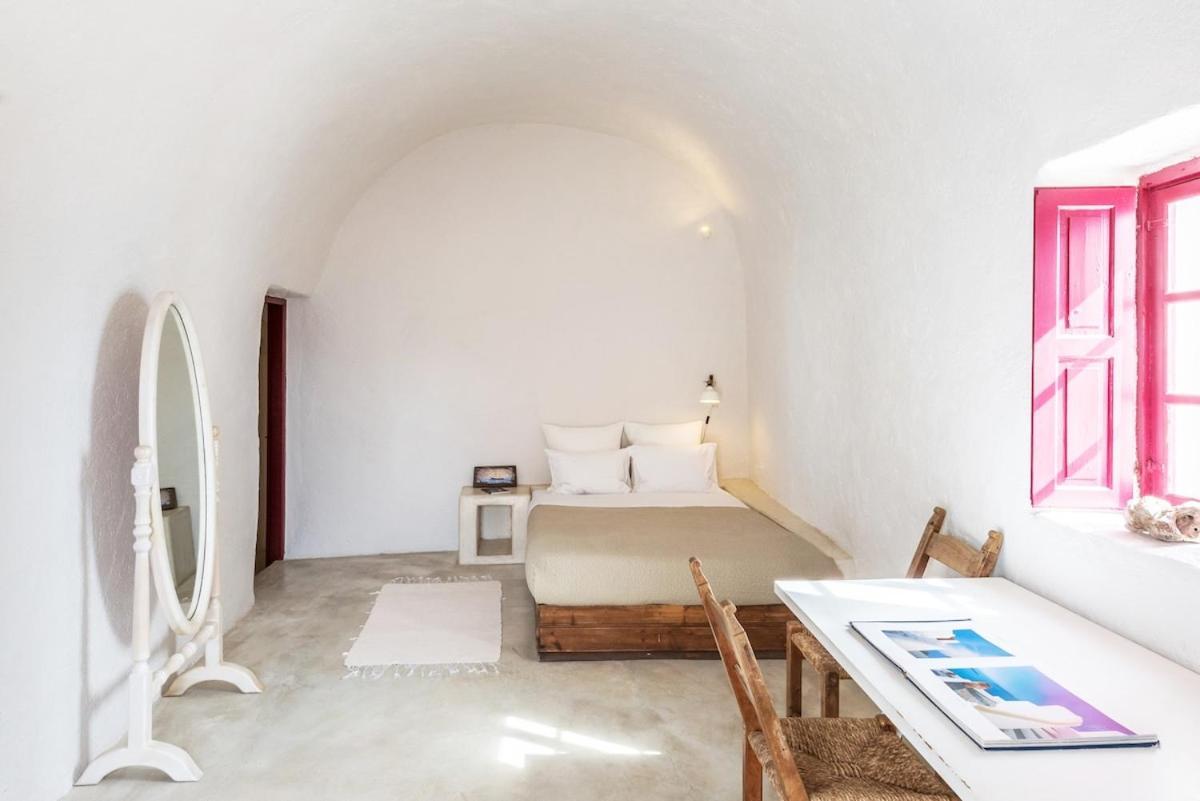 Unique Architecture Cave House By Cycladica Căn hộ *