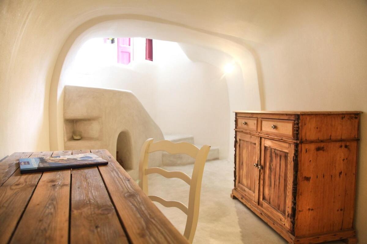Unique Architecture Cave House By Cycladica *