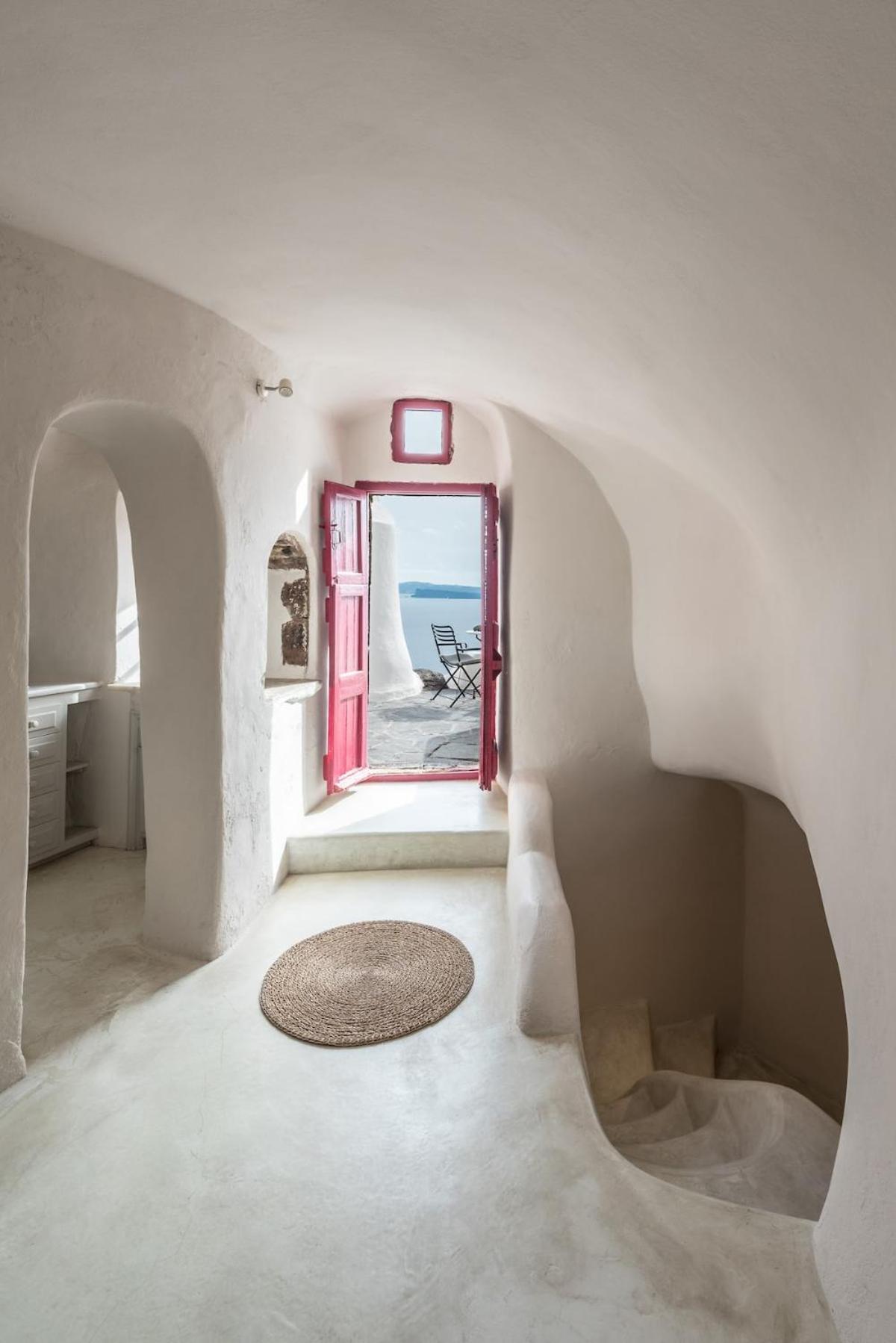 Unique Architecture Cave House By Cycladica *